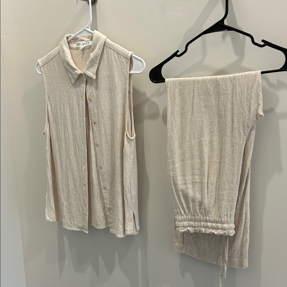 Sleeveless Beige Jumpsuit